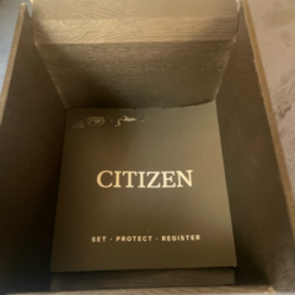 Citizen Women's Eco-Drive Watch - Picture 7 of 7